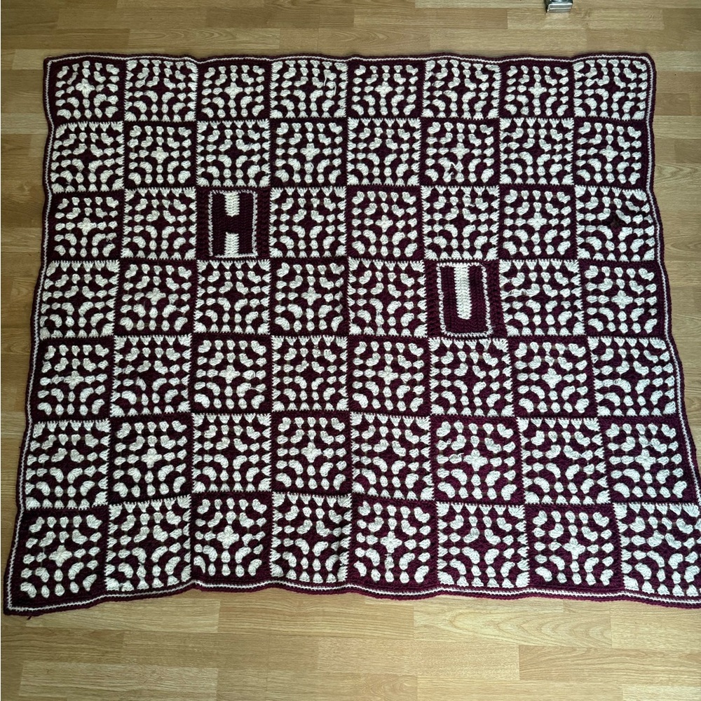 Vintage Afgan Crochet 54”x58” Granny Blanket White and Maroon